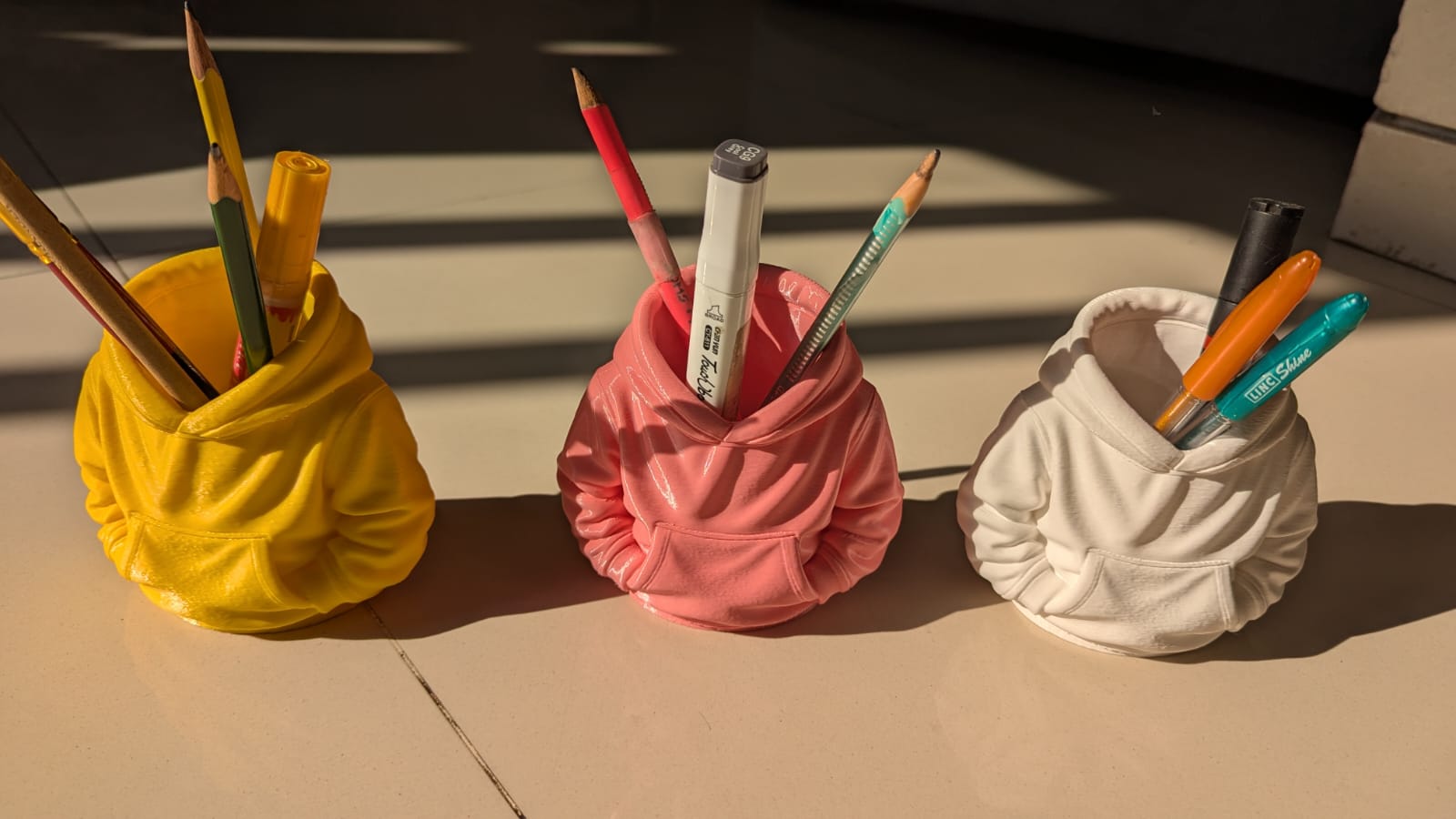 Hoodie pen pot